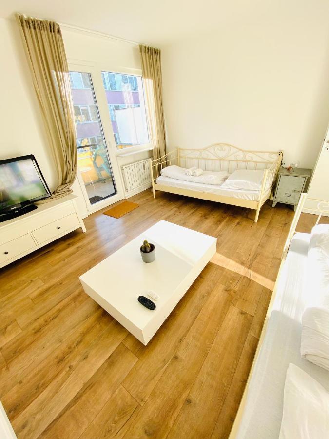 Zentral Gelegene 2 Zi. Wohnung Naehe Innenstadt/Hbf 볼프스부르크 외부 사진